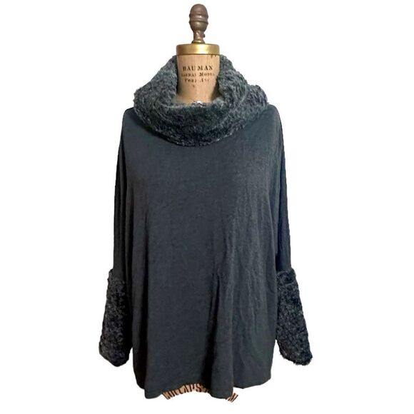 Premise grey jersey tunic with faux fur fleece cowl neck and sleeves size small - Picture 1 of 11